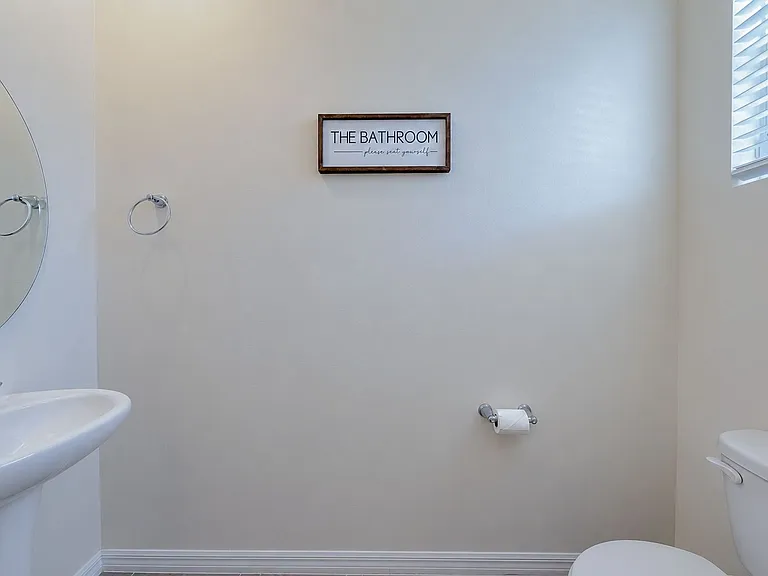 244 Reena Dr — Photo 4