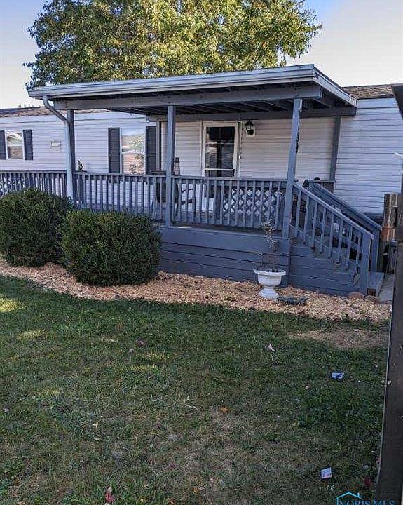 1st image of 8189 Pinewood Dr
