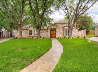 709 Chaffee Ct, Arlington, TX 76006