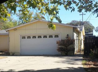 2549 Bunker St, Redding, CA 96002