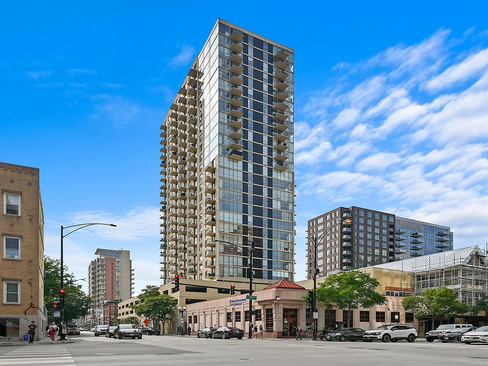 1st image of 1212 N La Salle St #701