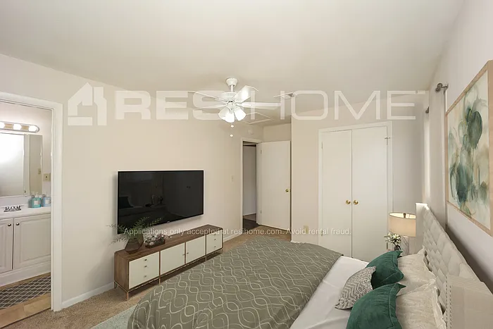6790 Gillis Ct — Photo 9