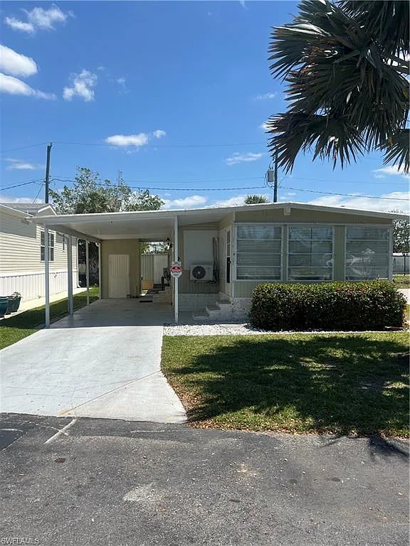 2 bed, 2.0 bath, 800 sqft, $1,600 — Photo 1