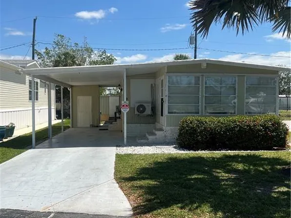 777 Walkerbilt RD #9, NAPLES, FL 34110
