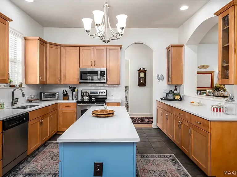 9717 Silver Bell Ct — Photo 3
