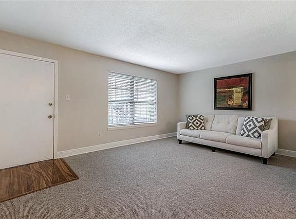 2nd image of 2712 Whitney Pl APT 537