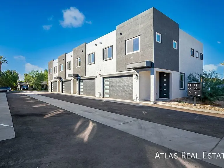 3010 E Yale St #1 — Photo 3