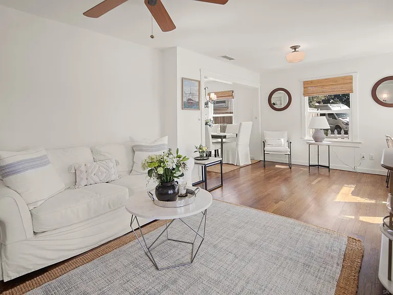 950 Olive Ave — Photo 16