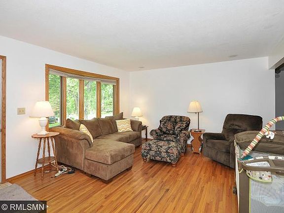 2nd image of 27175 Beverly Dr
