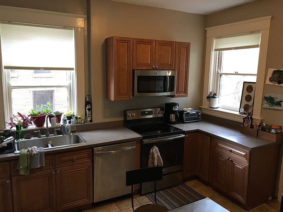 1st image of 514 Ludlow Ave #2