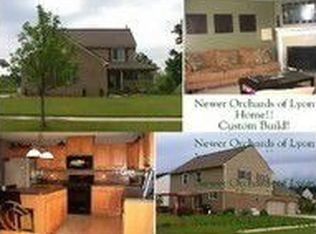 57653 Dakota Dr, New Hudson, MI