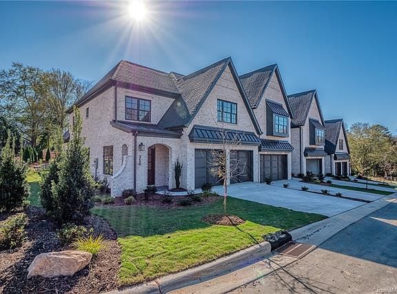 2nd image of 316 Audrey Pl #15