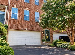21492 Tamarack Ridge Sq, Sterling, VA 20164