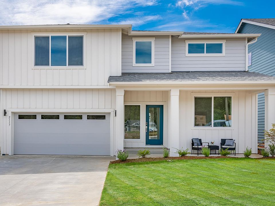 Farmhouse cute on 2117 Lancaster Way.