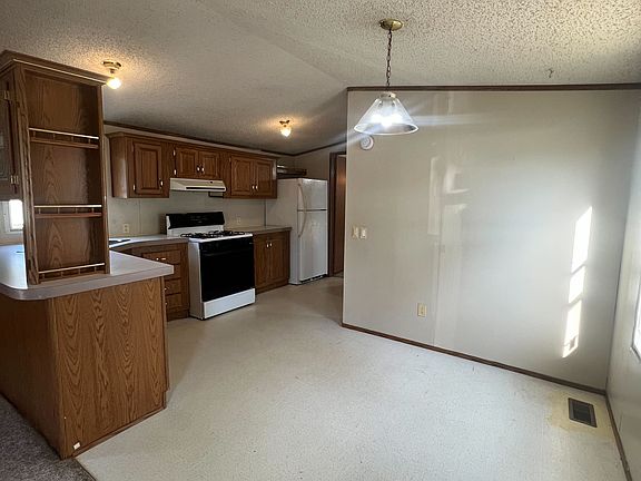 2nd image of 5000 Riverchase Dr Lot 30