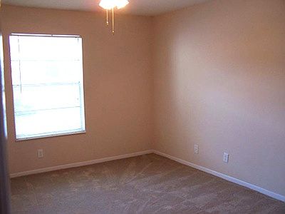 5th image of 6401 Nightingale Ln APT 107
