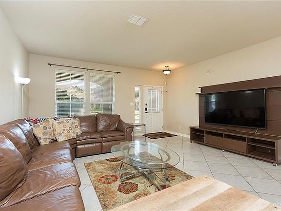 2nd image of 1802 Faccio St