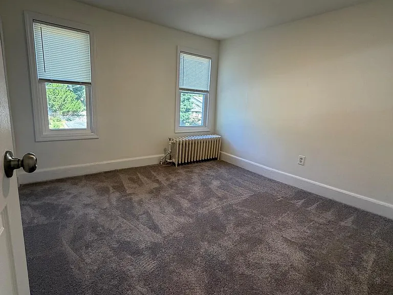 103 Pennsylvania Ave — Photo 10