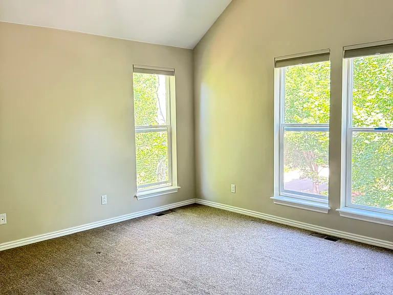 228 Holland Thompson Dr — Photo 7
