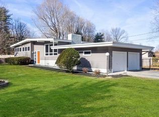 22 Vincent Rd, Poughkeepsie, NY 12603
