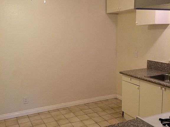 2nd image of 10101 Tujunga Canyon Blvd APT 3