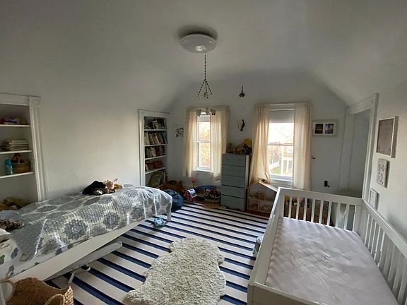 5th image of 6 Hollis Park #6