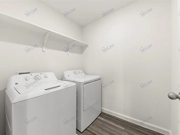 5919 Sahara Dr — Photo 22