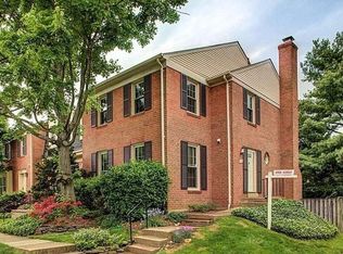 9667 Masterworks Dr, Vienna, VA 22181