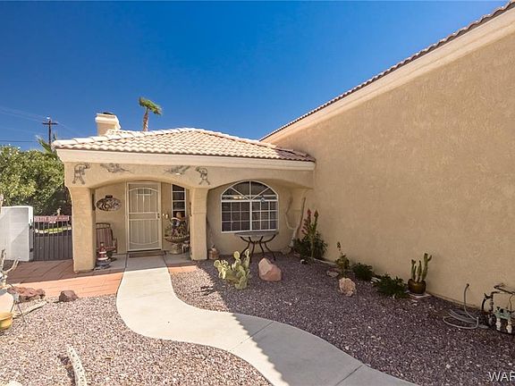4th image of 2264 Acoma Pl
