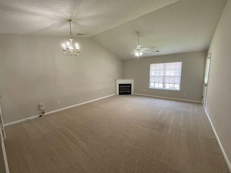 Meridian Park Apartments — Photo 171