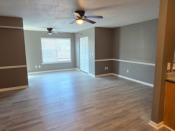 4th image of 525 Third Loop Rd Unit B