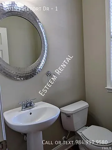 2015 Freeport Dr #1 — Photo 8