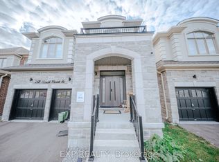 212 Ronald Guscott St, Oshawa, ON L1K3G3