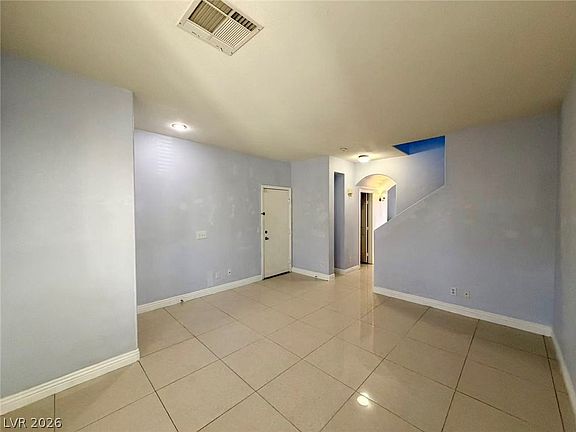 3rd image of 7754 Hampton Cove Ln