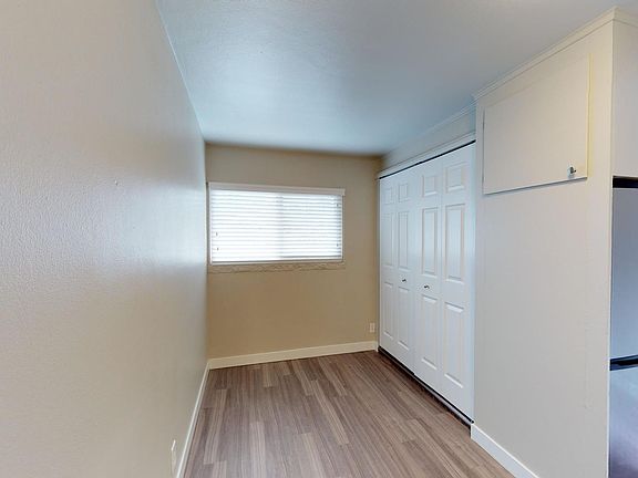 4th image of 1100 Queen Anne Ave N APT 409