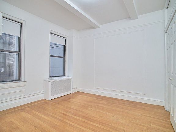 4th image of 135 E 50th St APT 7F