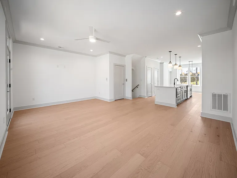 1143 Booth Park Blvd — Photo 11