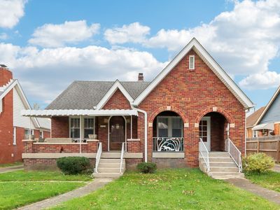 5423 E 10th St, Indianapolis, IN, 46219