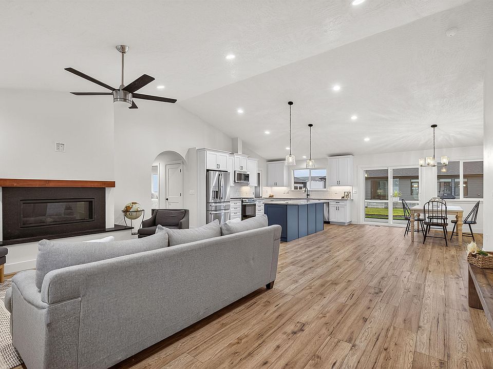 1st image of 1719 Pathway Ct