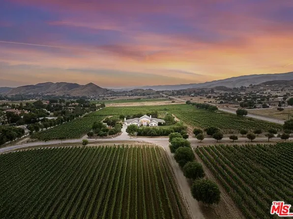 9640 Sierra Hwy, Agua Dulce, CA 91390
