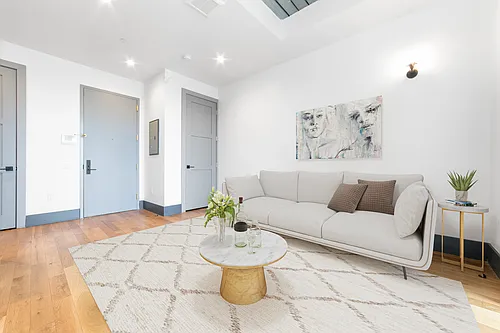 412 Evergreen Ave #4C Photo 1