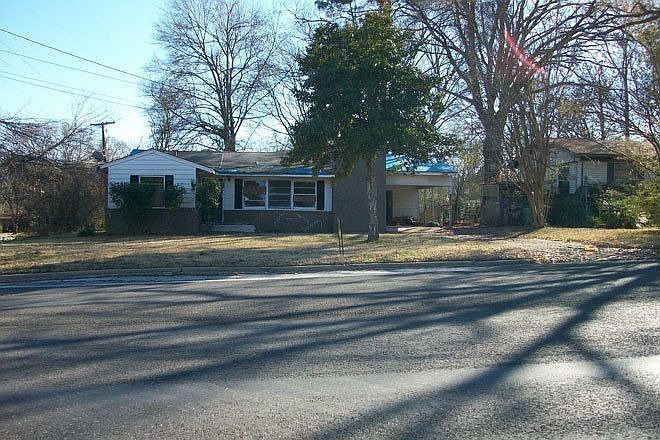 2nd image of 1001 Richardson Dr
