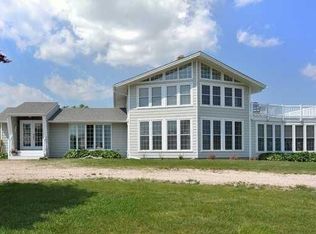 102 Gale Dr, South Kingstown, RI 02879