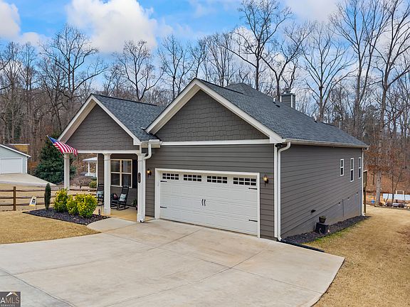 2nd image of 738 Normandy Trl