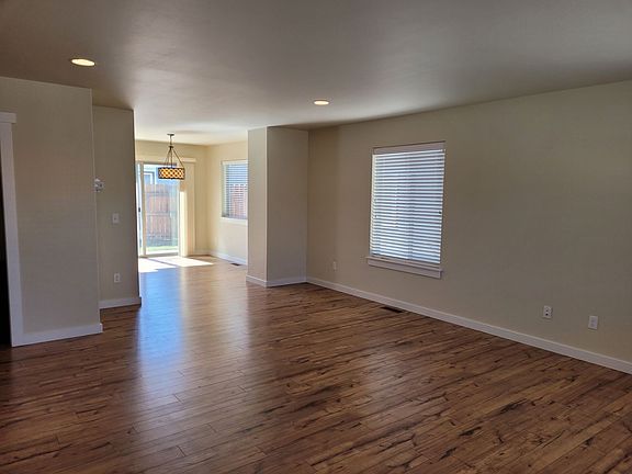 2nd image of 3670 Potosi St