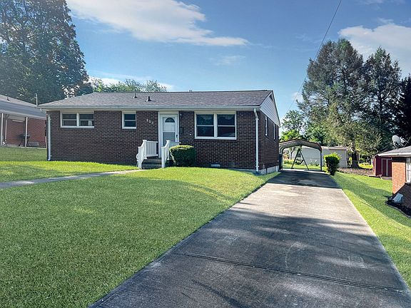 2nd image of 223 Meadowbrook Dr