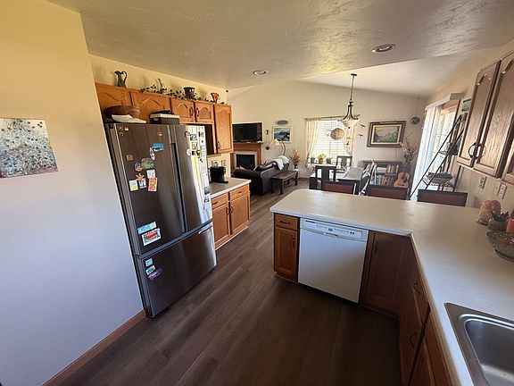 3rd image of 4708 Fox Grove Rd