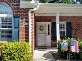 1547 Honey Bee Ln, Wilmington, NC 28412