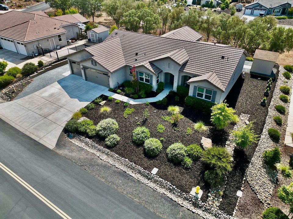 1st image of 133 Palisades Pl