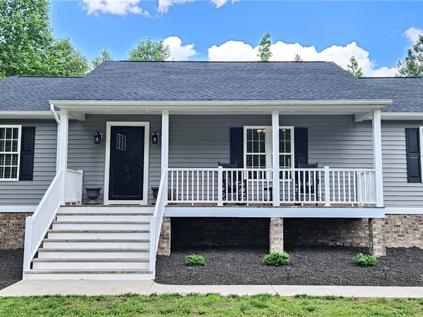 337 Shady Ln, Dunnsville, VA 22454